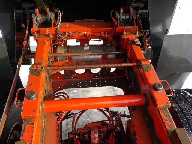 いすゞ ギガ QKG-CXZ77AT(2WD)の写真29