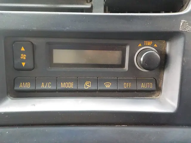 いすゞ ギガ QKG-CXZ77AT(2WD)の写真40