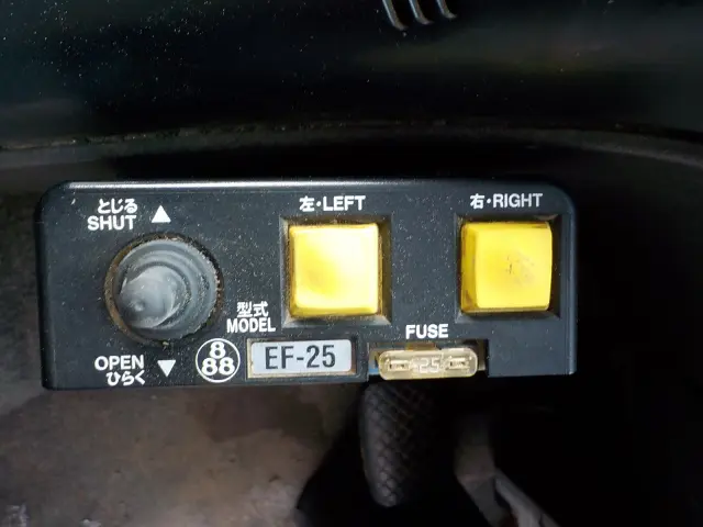 いすゞ ギガ QKG-CXZ77AT(2WD)の写真41