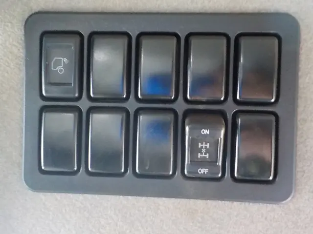 いすゞ ギガ QKG-CXZ77AT(2WD)の写真43