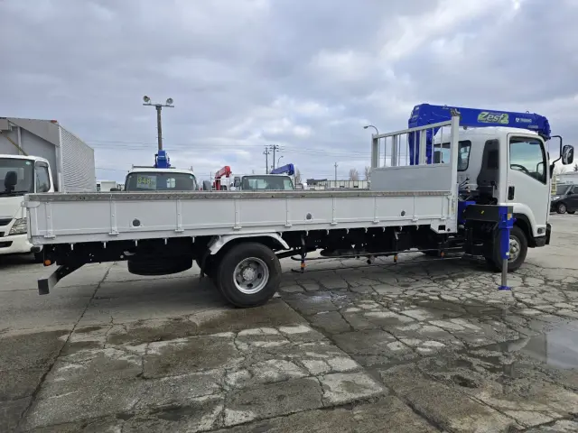 いすゞ フォワード TKG-FRR90S1(2WD)の写真5