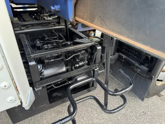 いすゞ フォワード 不明(2WD)の写真22