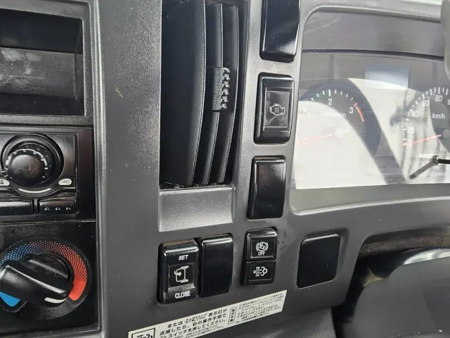 いすゞ フォワード TKG-FRR90S1(2WD)の写真27