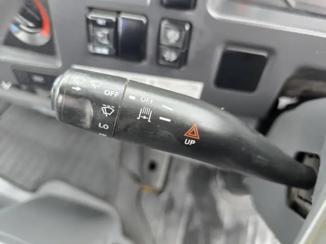 いすゞ フォワード TKG-FRR90S1(2WD)の写真29