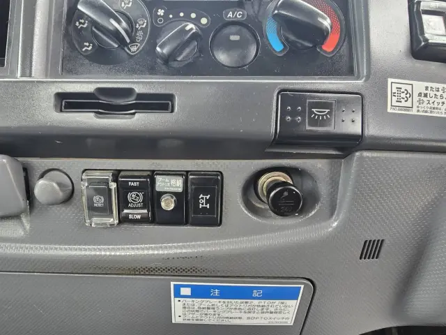 いすゞ フォワード TKG-FRR90S1(2WD)の写真32