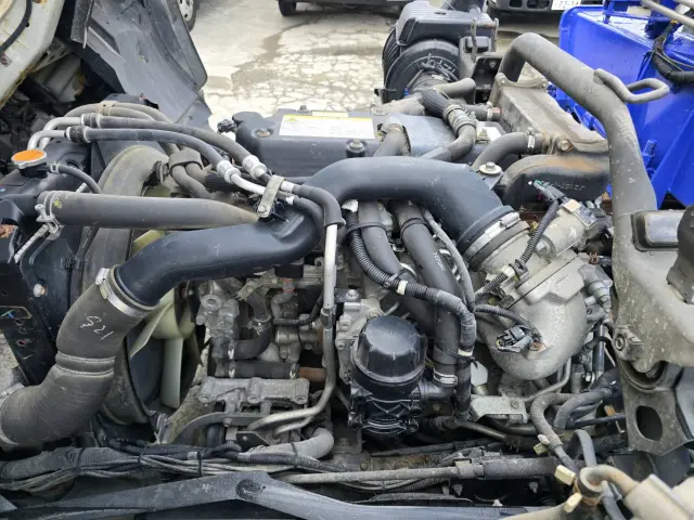 いすゞ フォワード TKG-FRR90S1(2WD)の写真36