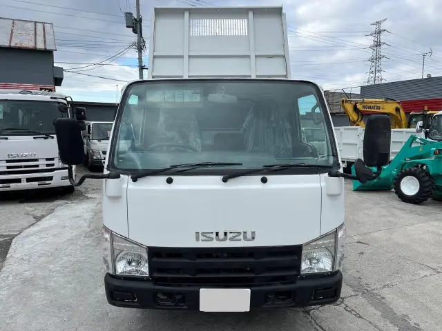 いすゞ エルフ BKG-NJR85AN(2WD)の写真2