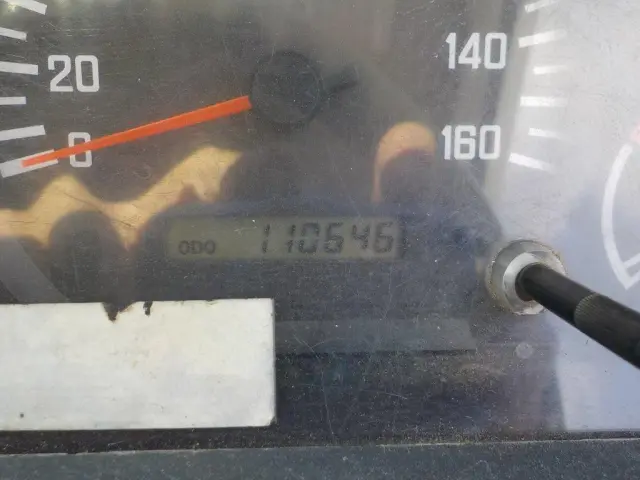 いすゞ エルフ BKG-NJR85AN(2WD)の写真19