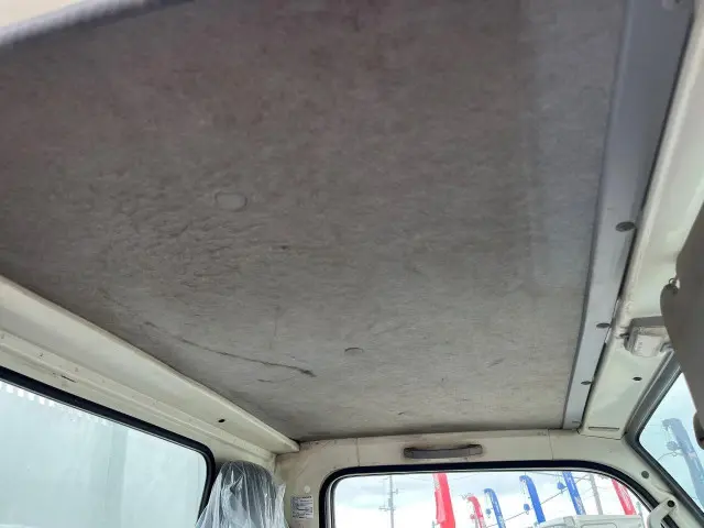 いすゞ エルフ BKG-NJR85AN(2WD)の写真29