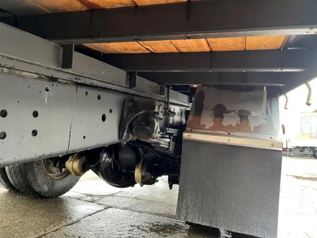 ＵＤ コンドル QKG-PK39LH(2WD)の写真19