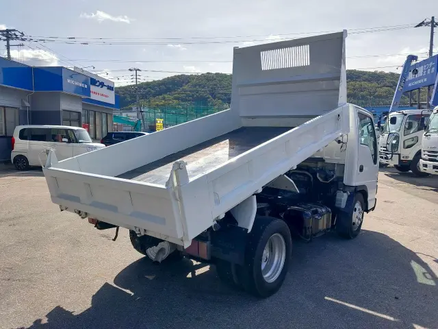 いすゞ エルフ PB-NKR81AD(2WD)の写真14