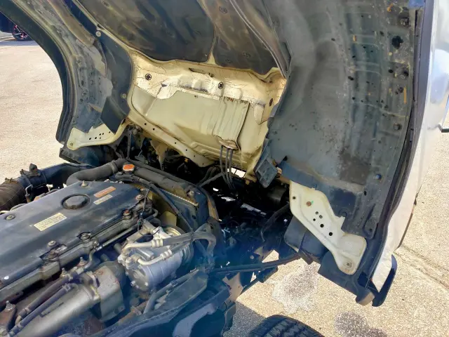 いすゞ エルフ PB-NKR81AD(2WD)の写真45