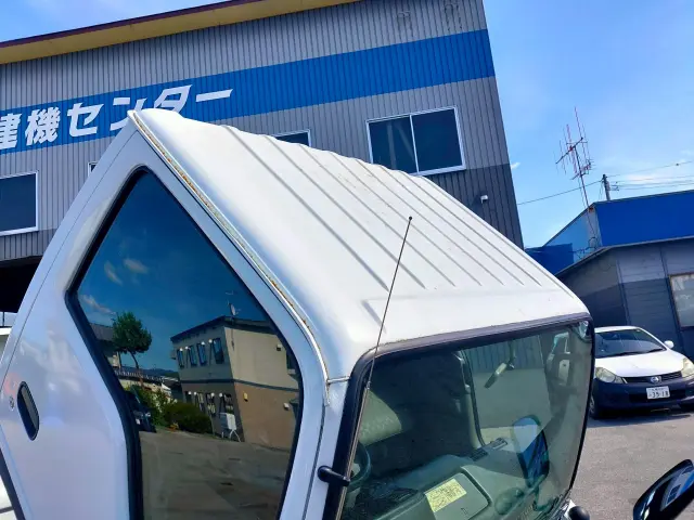 いすゞ エルフ PB-NKR81AD(2WD)の写真46