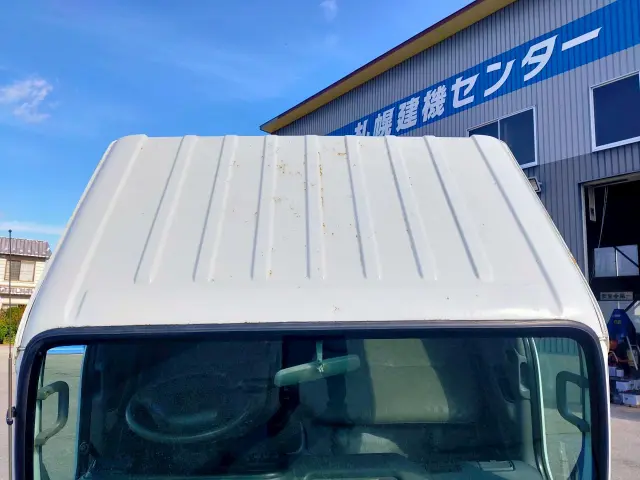 いすゞ エルフ PB-NKR81AD(2WD)の写真47