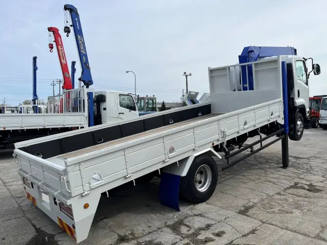 いすゞ フォワード PKG-FRR90-7016621(2WD)の写真6