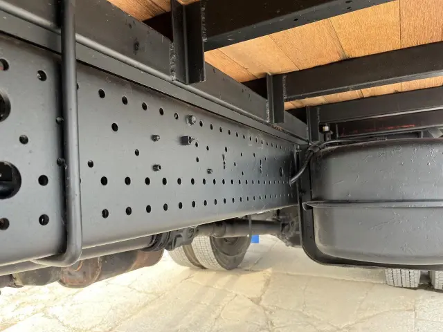 いすゞ フォワード PKG-FRR90-7016621(2WD)の写真13