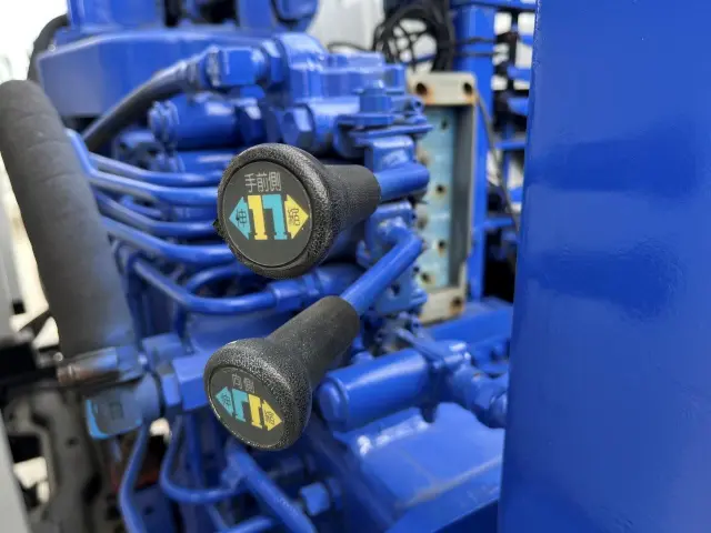 いすゞ フォワード PKG-FRR90-7016621(2WD)の写真26