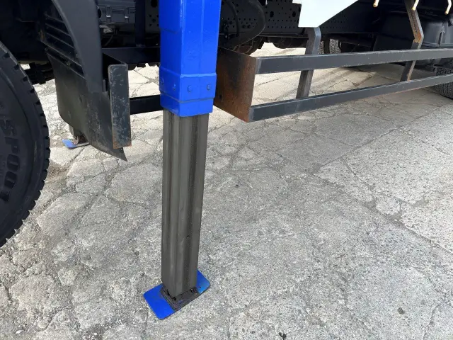 いすゞ フォワード PKG-FRR90-7016621(2WD)の写真28