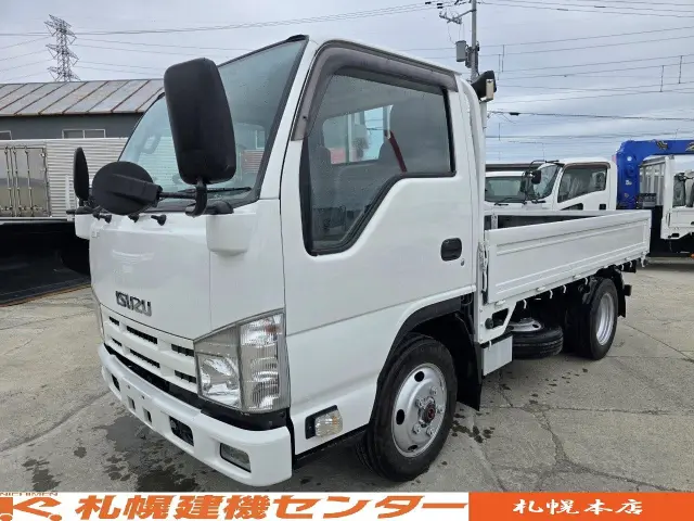いすゞ エルフ BDG-NKS85A(4WD)の写真1