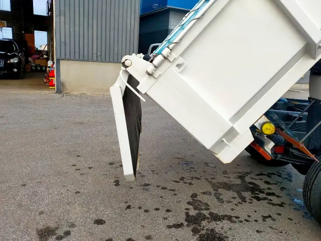 日野 デュトロ BDG‐XZU404Mの写真22