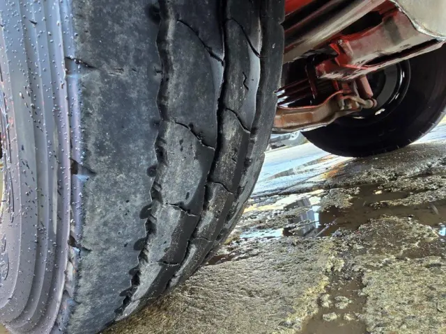 日野 プロフィア QPG-FS1AKDA(その他)の写真43