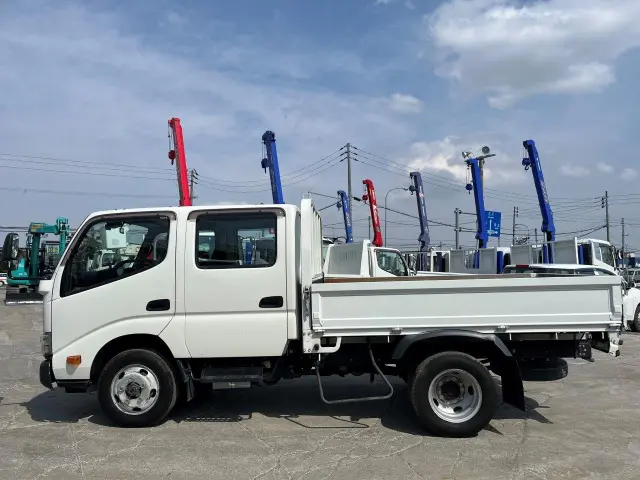 トヨタ ダイナ TKG-XZU685(4WD)の写真5