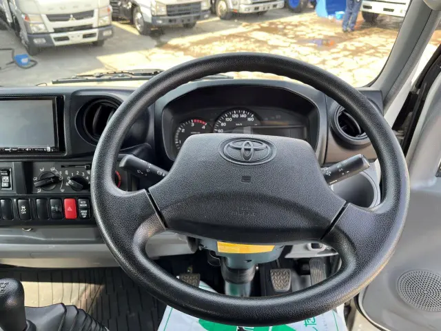 トヨタ ダイナ TKG-XZU685(4WD)の写真19