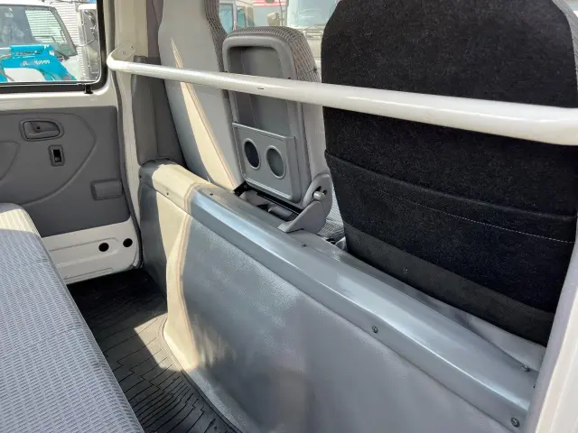 トヨタ ダイナ TKG-XZU685(4WD)の写真31