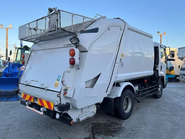 いすゞ フォワード SKG-FSR90S2(2WD)の写真6