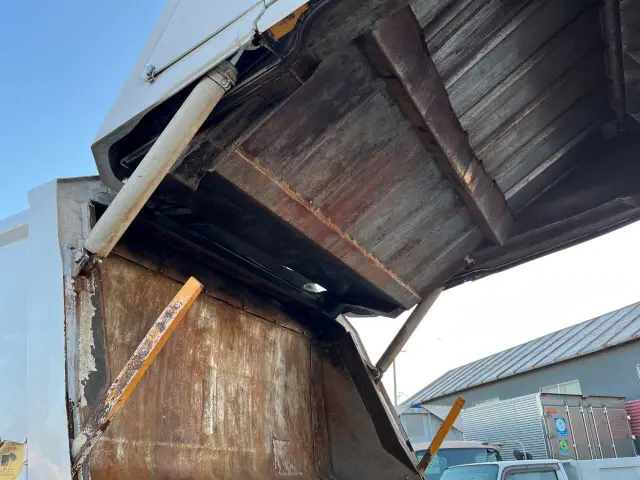 いすゞ フォワード SKG-FSR90S2(2WD)の写真17