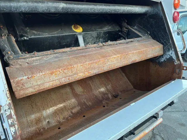 いすゞ フォワード SKG-FSR90S2(2WD)の写真20