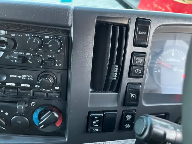 いすゞ フォワード SKG-FSR90S2(2WD)の写真37