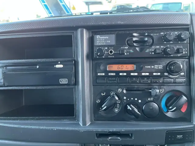 いすゞ フォワード SKG-FSR90S2(2WD)の写真40