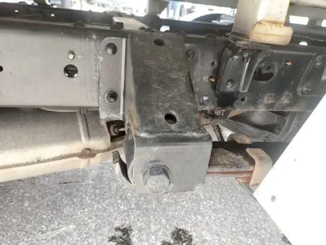 いすゞ エルフ PDG-ASZ5F24(4WD)の写真17