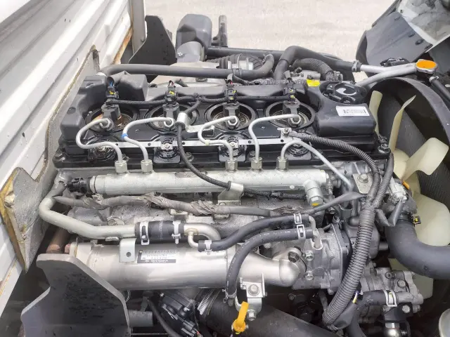 いすゞ エルフ PDG-ASZ5F24(4WD)の写真28