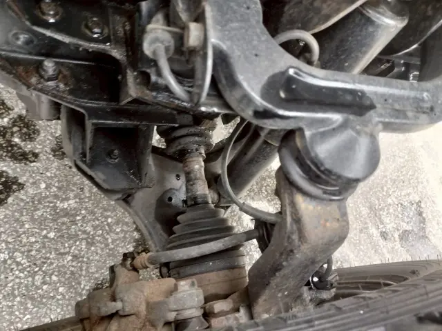 いすゞ エルフ PDG-ASZ5F24(4WD)の写真31