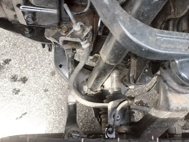 いすゞ エルフ PDG-ASZ5F24(4WD)の写真32