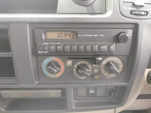 いすゞ エルフ PDG-ASZ5F24(4WD)の写真46