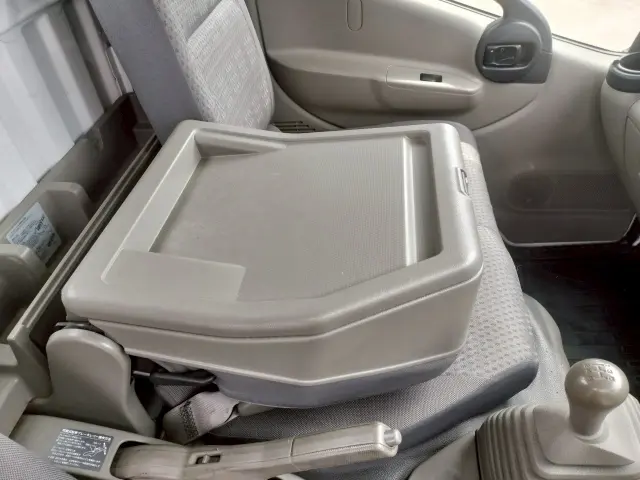 いすゞ エルフ PDG-ASZ5F24(4WD)の写真50