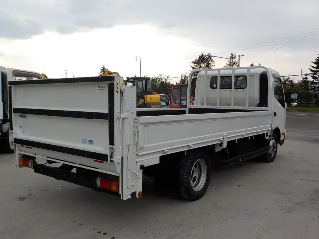 日野 デュトロ TPG-XZU710M(2WD)の写真5