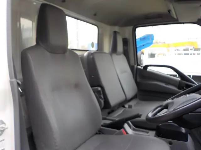 日野 デュトロ TPG-XZU710M(2WD)の写真36