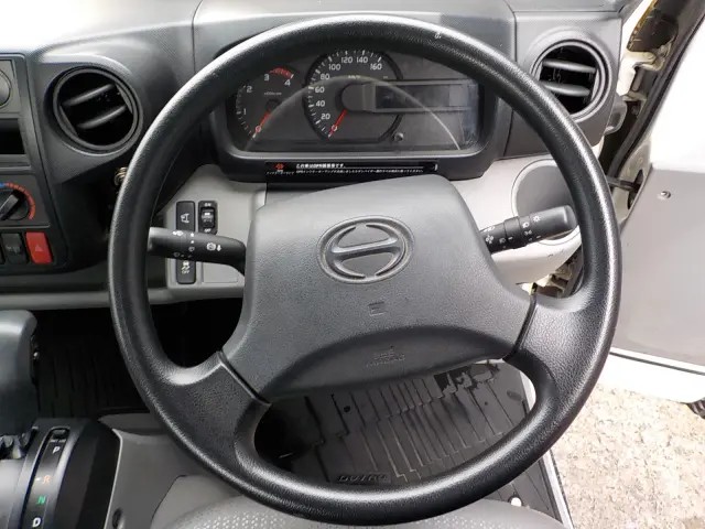 日野 デュトロ TPG-XZU710M(2WD)の写真49