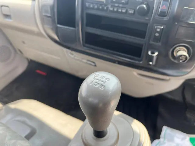 日野 デュトロ PB-XZU341M(2WD)の写真36