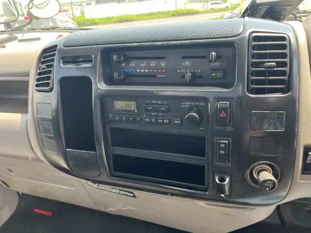 日野 デュトロ PB-XZU341M(2WD)の写真38