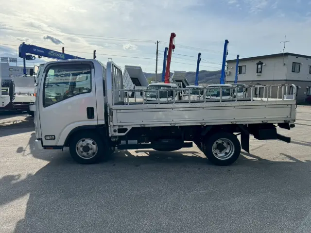 いすゞ エルフ TKG-NMS85AR(4WD)の写真8