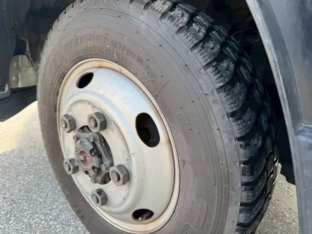 いすゞ エルフ TKG-NMS85AR(4WD)の写真33