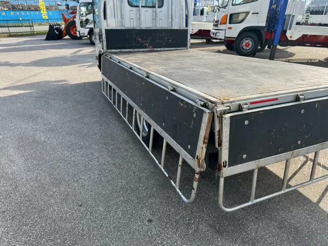 いすゞ エルフ TKG-NMS85AR(4WD)の写真42