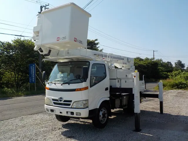 日野 デュトロ BDG-XZU354Eの写真1