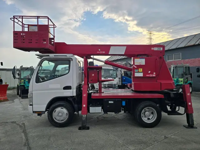 三菱 キャンター PA-FE73DB(2WD)の写真6