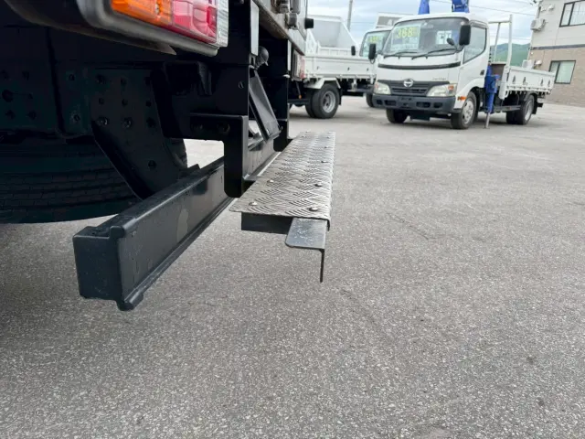 三菱 キャンター 不明の写真9